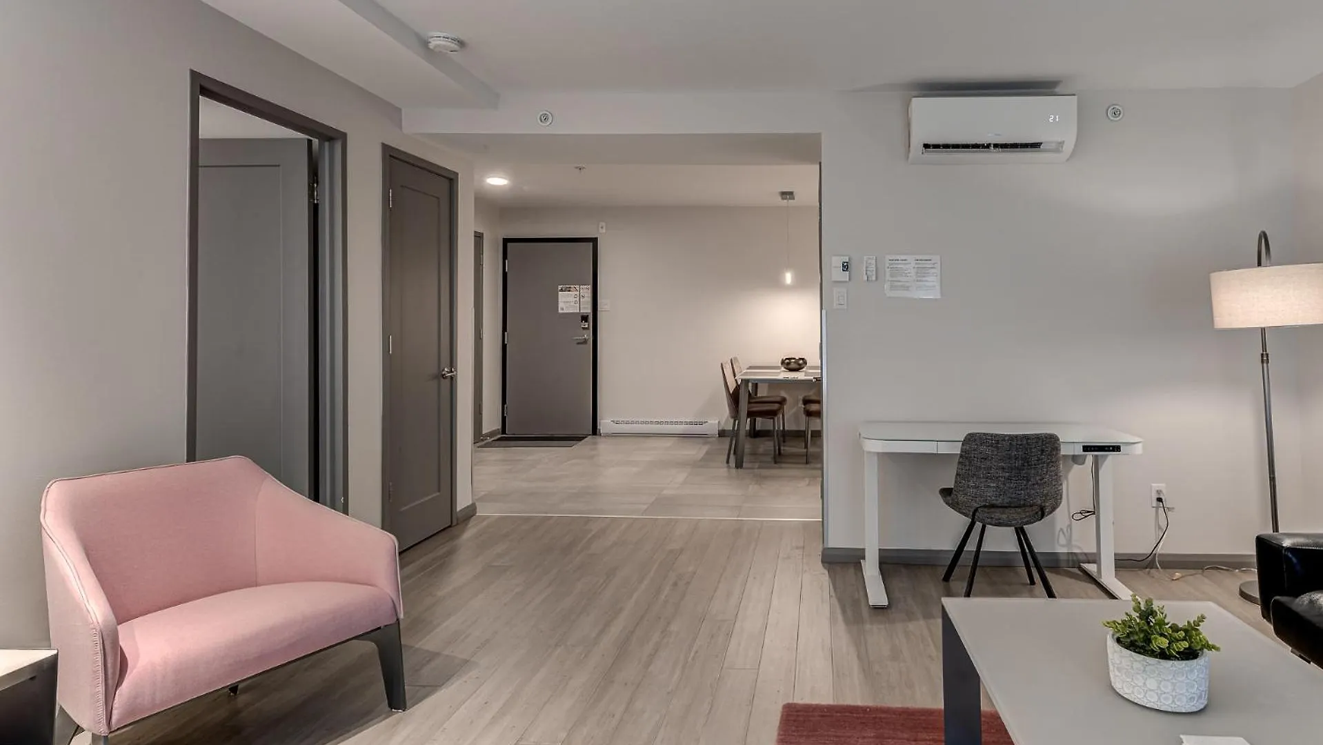 Apartment 77 St-Vallier Quebec City Canada